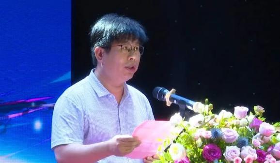 请使用宁晋人自己的手机app冀云宁晋