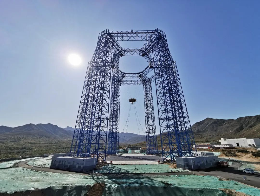 当天,中国国家航天局邀请部分外国驻华使馆及国际组织人员,赴河北怀来