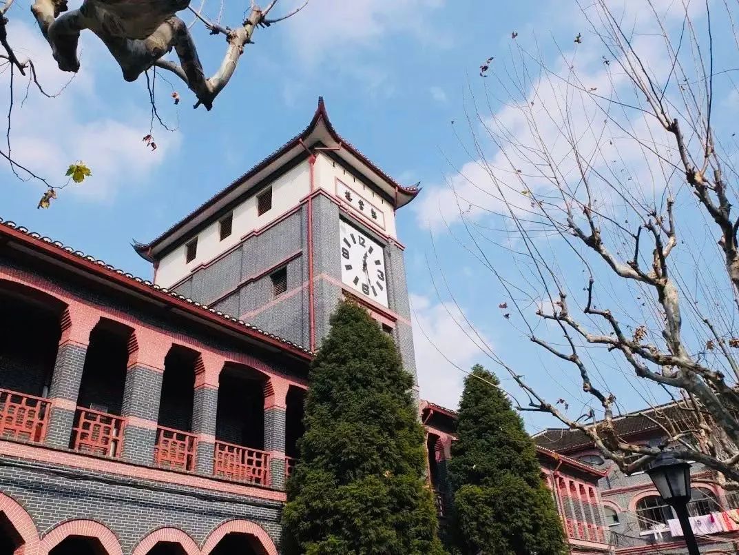 跨专业考研毕业入职一线律所这位华政人如何做到