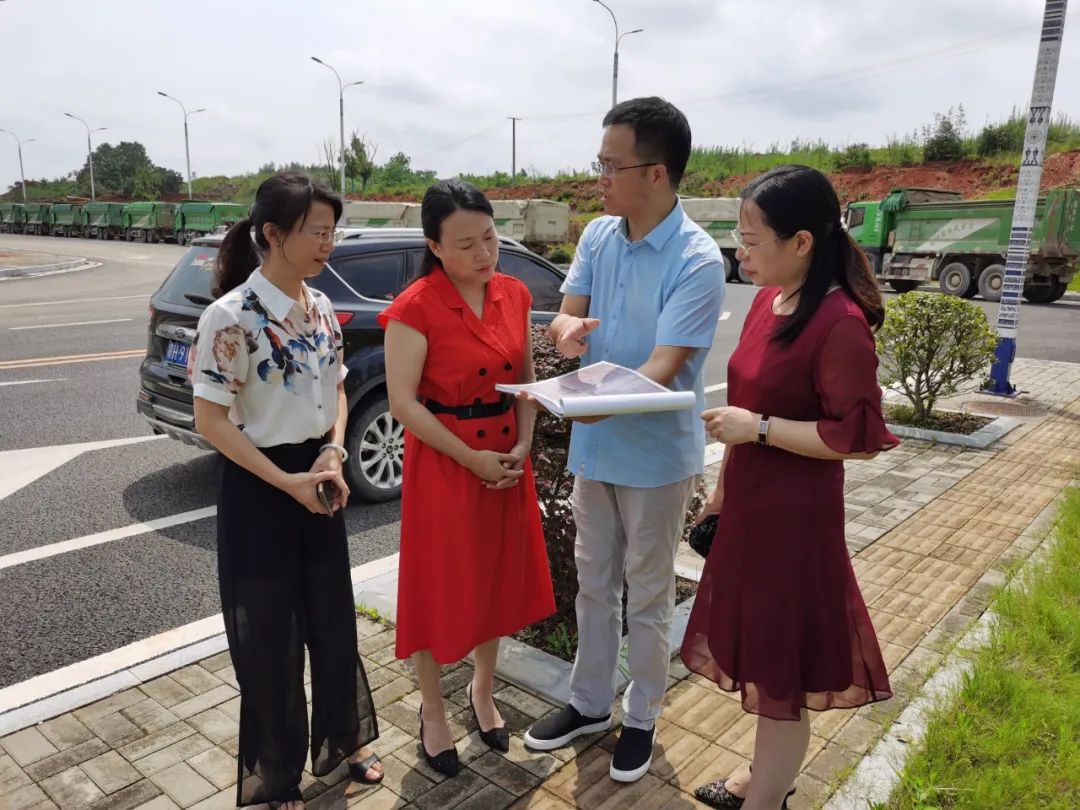 【走基层】市妇联主席盛璟晶一行赴浮梁县调研基层妇女儿童工作