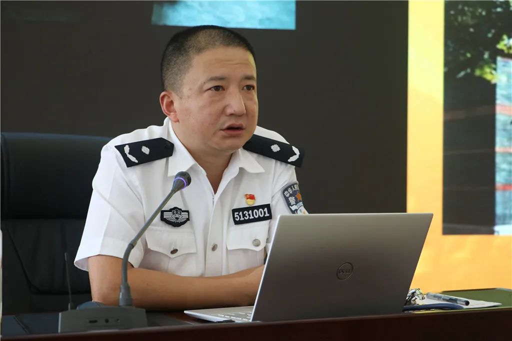 共赴一场精神盛宴接受一次精神洗礼