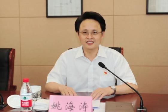 省高院党组成员派驻纪检组组长李汉水到嘉兴法院调研