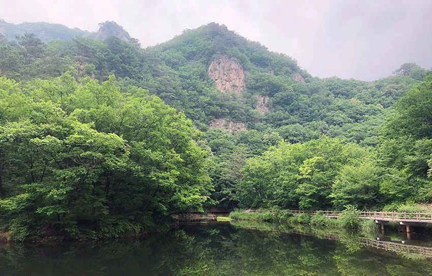 本溪關門山秋天賞楓夏季避暑各番景象別有洞天