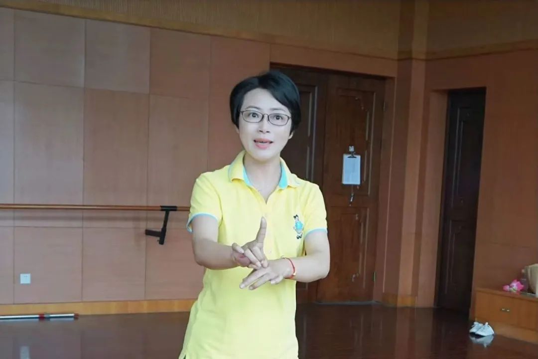 杨姐姐杨婷娜:在越剧舞台,我是所有花旦的男朋友76艺姐来了74