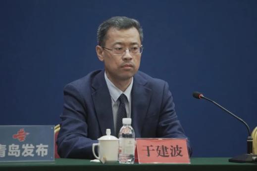 莱西市交通运输局局长于建波答:正如您刚才所说的,交通运输业是国民