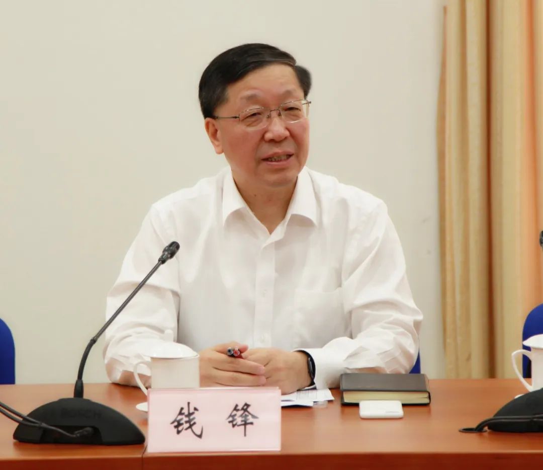 走进松江主委调研之区委篇即将收官