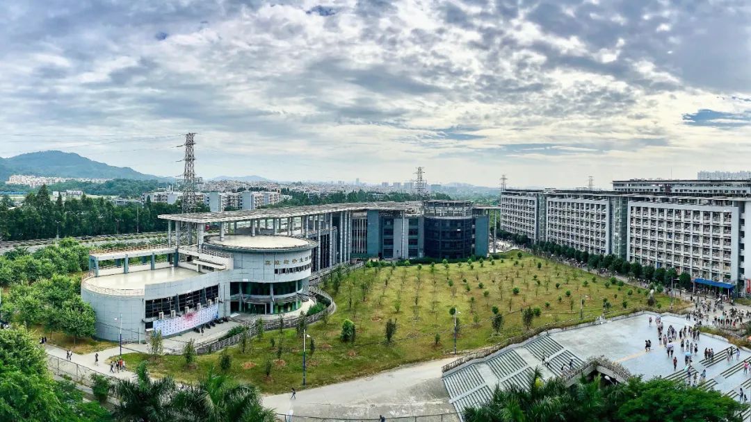 华南农业大学 泰山区图片