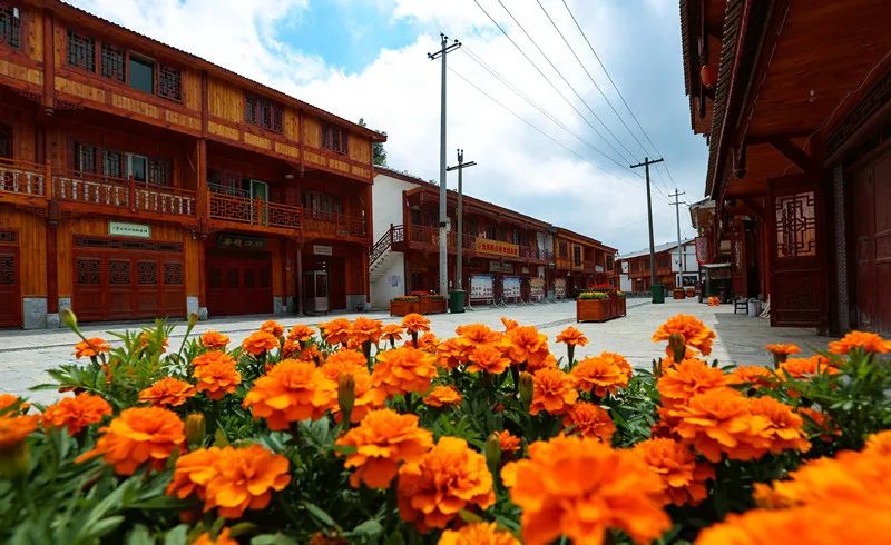 感觉很舒服空气清新,气候凉爽马鬃乡民风淳朴他告诉记者便带着老伴和