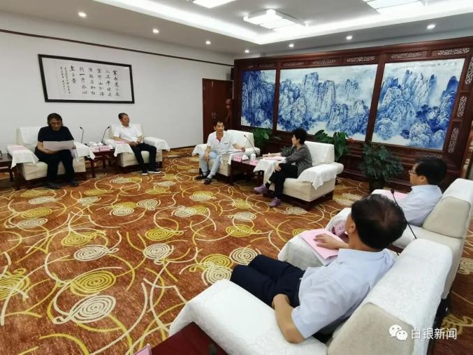 打造大型城市综合体 苏君 张旭晨与金座集团董事长洪金界座谈_澎湃号