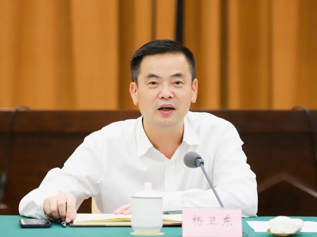 杨卫东:做大做强国有企业 为重塑水晶晶南浔发挥主力军作用