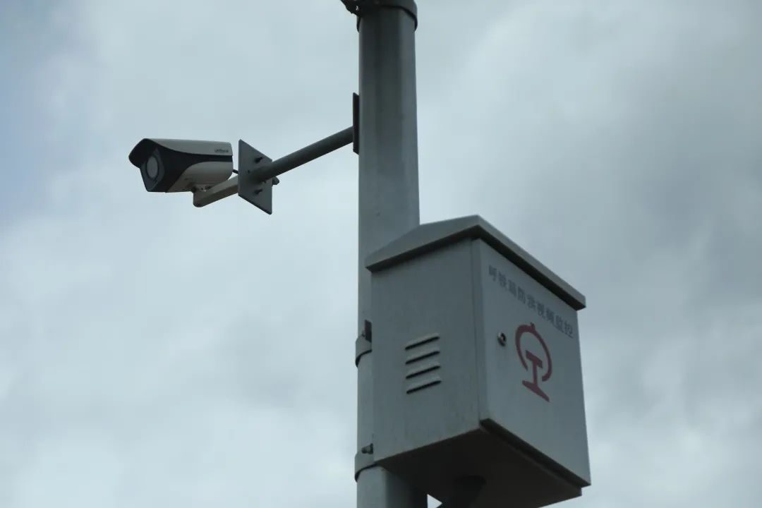 历史水害情况等信息全面梳理管内地形地貌"天眼"监控为现场防洪提供了