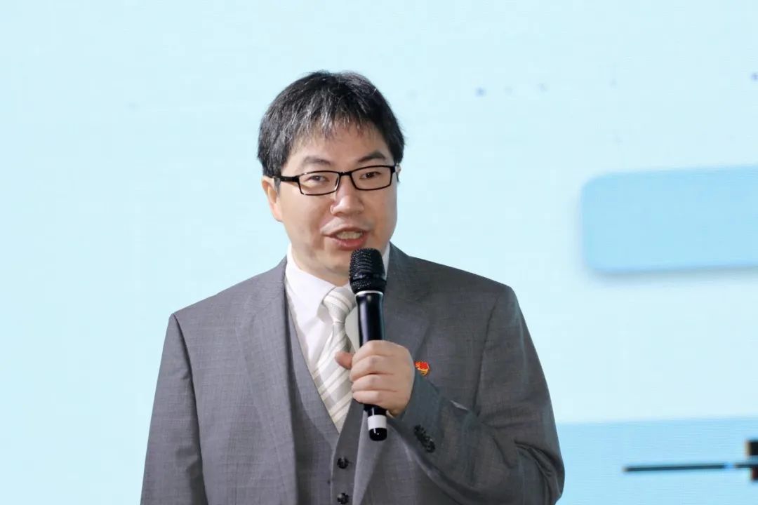 上海和西宁经济总量_上海到西宁火车线路(3)