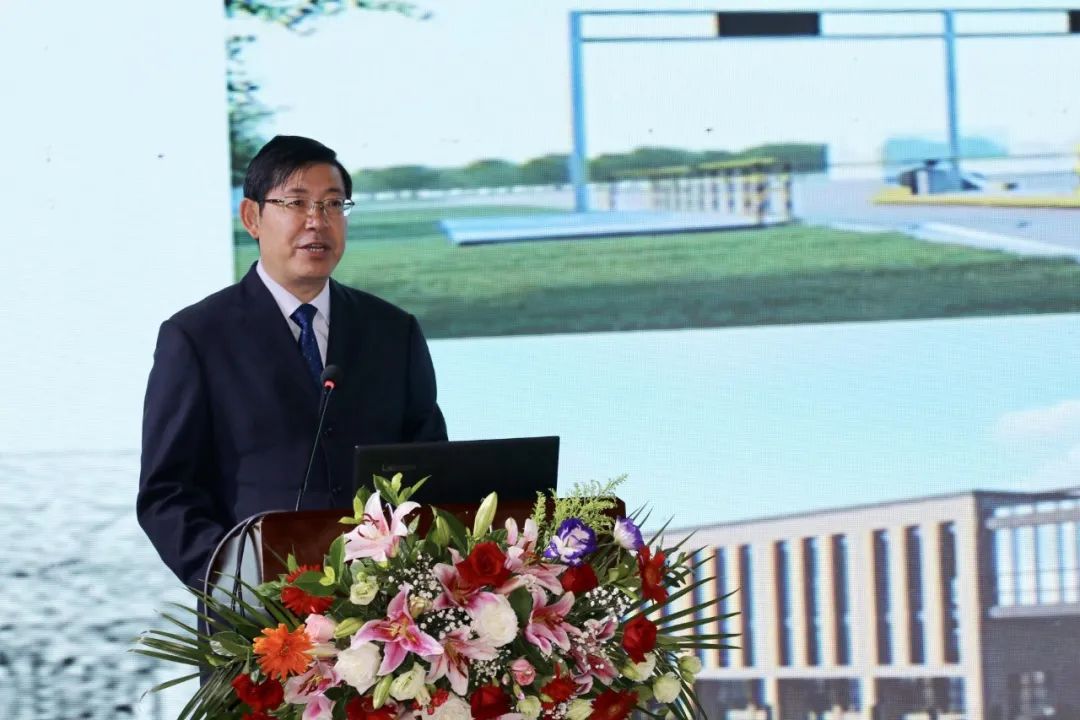 上海计算机软件技术开发中心副主任蔡立志就"数字经济发展"主题作推介