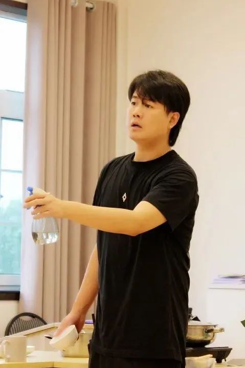 饰 丈夫许鸿宇程子铭饰 妻子周丹李黎饰 丈夫许鸿宇