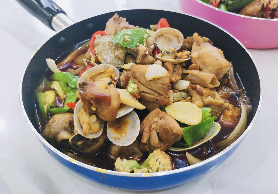 麻辣花甲鸡★分分钟让人意志力归零夹起一块轻轻咬一口小火慢炖锁住