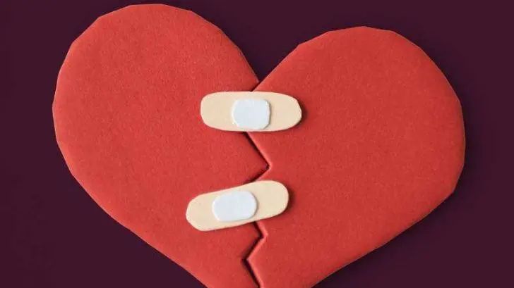 【周末情感】潍坊女子哭诉:有点钱丈夫就和别的女人鬼混!