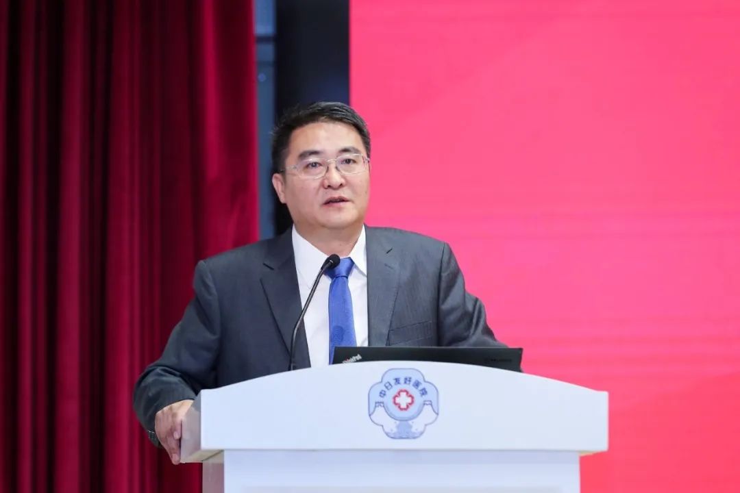 国家卫生健康委主任马晓伟在批示中要求,中日友好医院要发挥国家呼吸