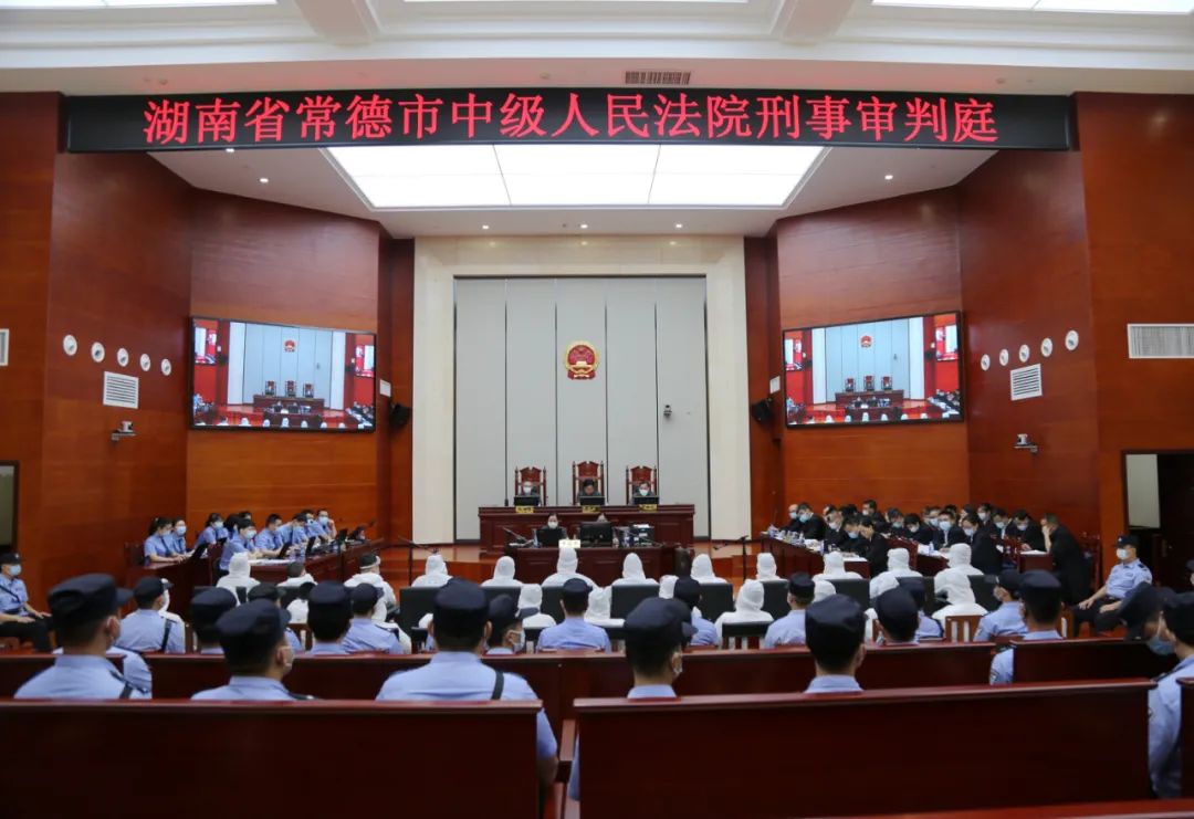 7月21日,王猛涉黑案第二案由常德市中级人民法院刑事审判庭在石门县
