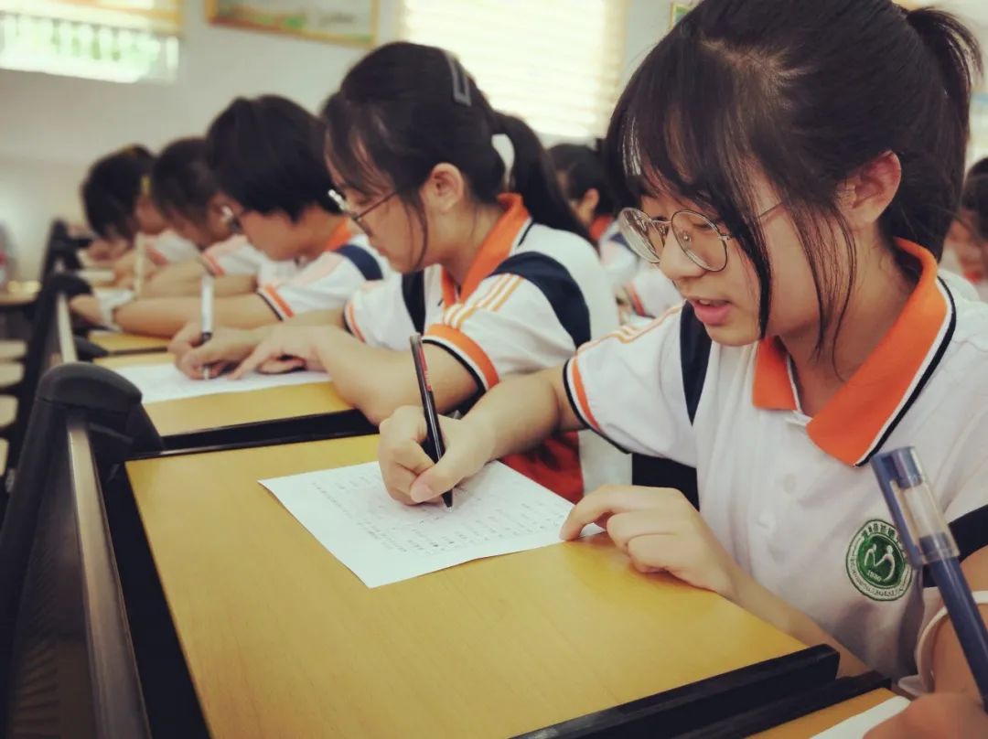 眉山市妇联市妇儿工委办积极推进性别平等教育进中小学课堂