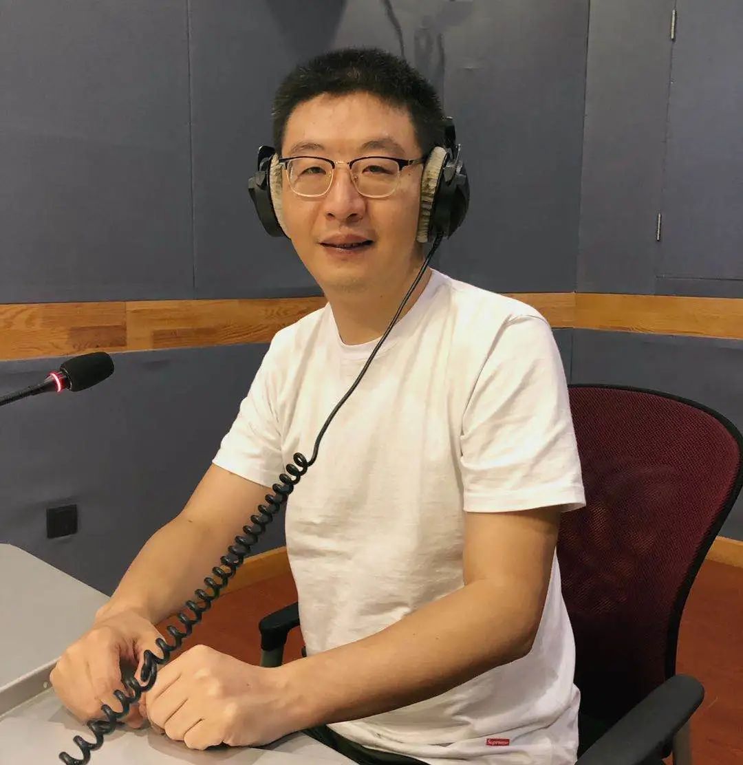 本期节目上海交通大学附属仁济医院中医科主任李鹤,将为大家科普腰间