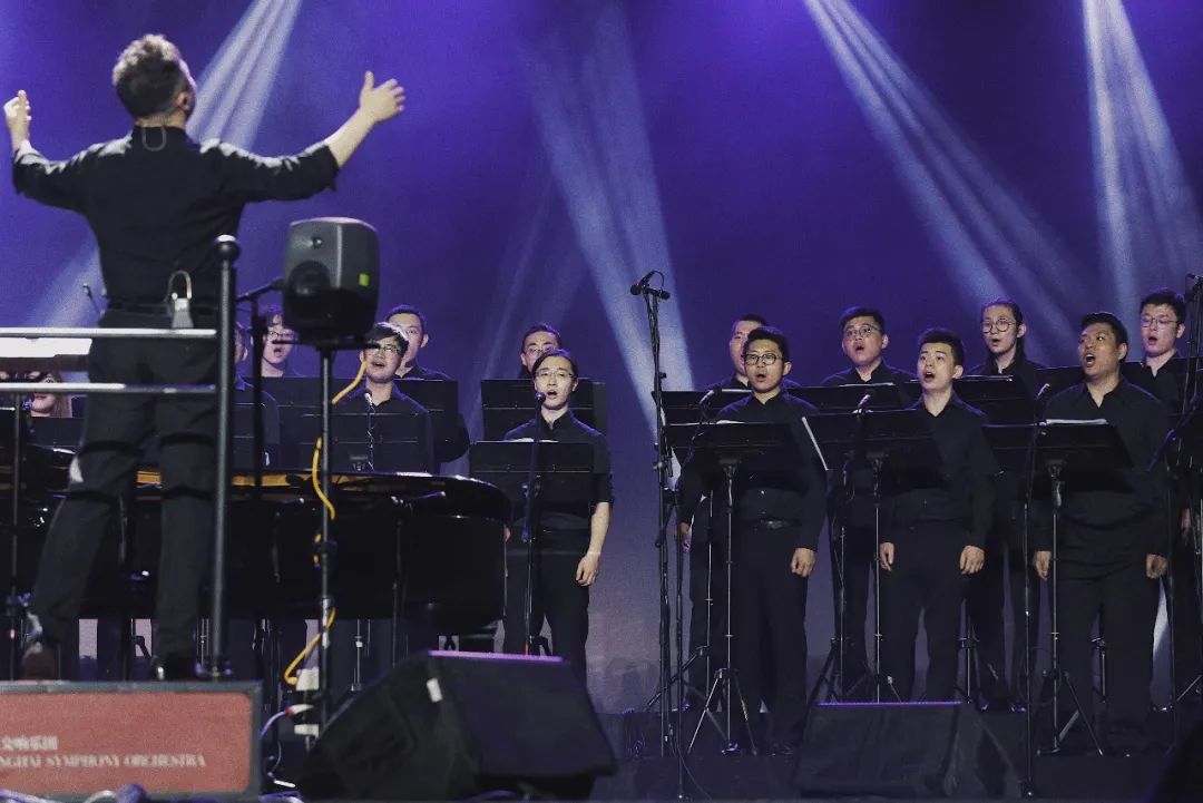 彩虹合唱团与misa如约而至