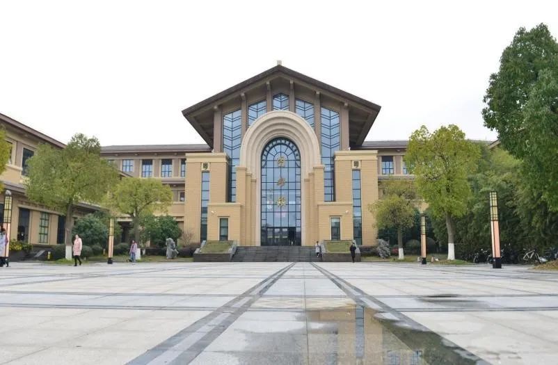 明日起本科志愿填报不用纠结就它了三分钟带你了解上政