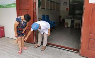 单腿缺陷的“赤脚医生” 几十年踮起脚尖守护村民健康