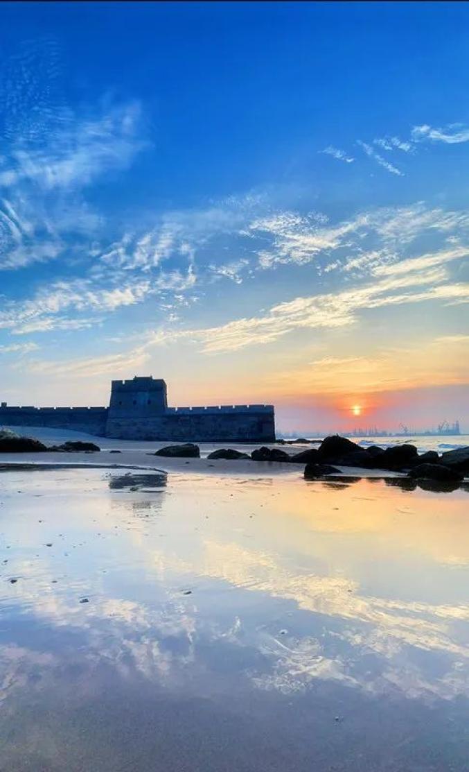 夏日山海关它们正在用不同的色彩,不同的风景散发