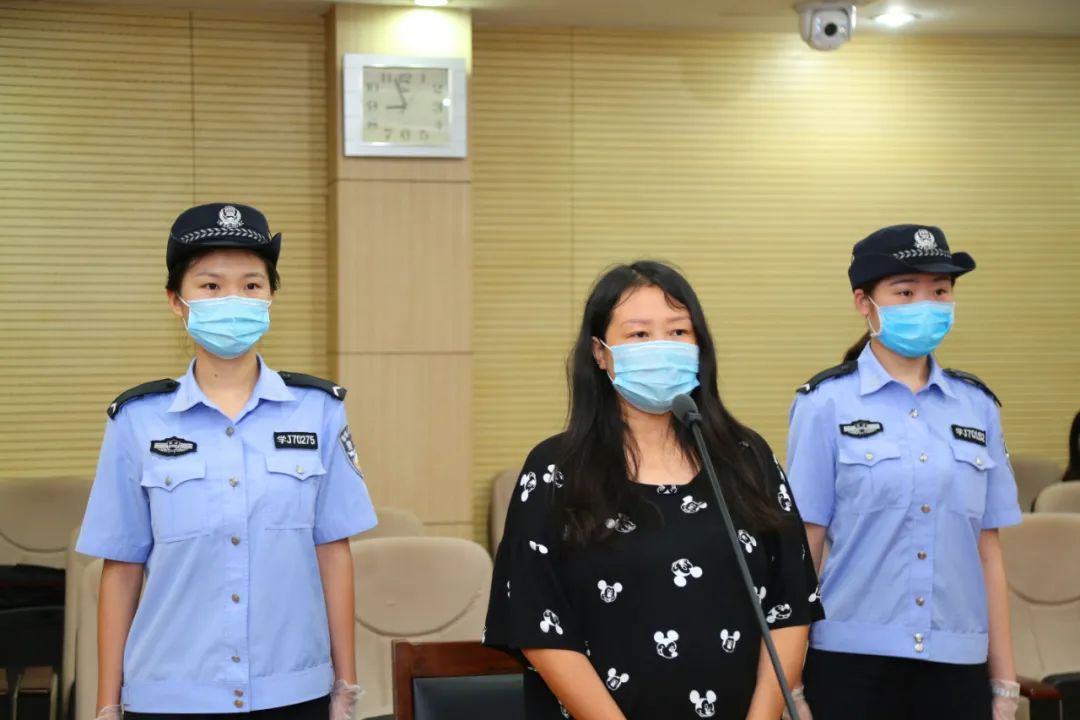 7月31日,济南法院对6起涉黑恶势力犯罪案件进行集中宣判