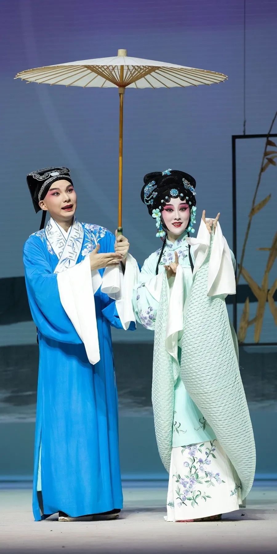 历时半年倾力打造昆剧拜月亭记成功试演