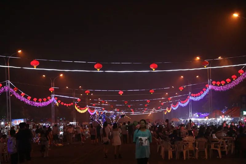 阅读音乐美食点燃库伦夏日激情