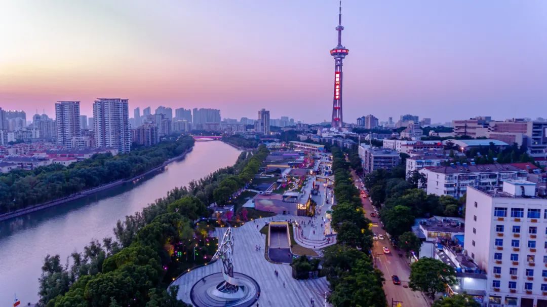 这届高校录取通知书都是神仙颜值