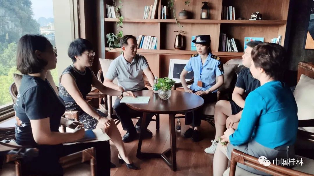 在桂林宾馆,联合工作组了解宾馆复苏情况,崔海健副区长专门了解酒店