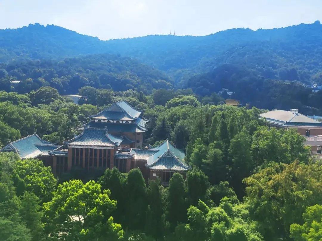 久等了湖南大学录取通知书请查收