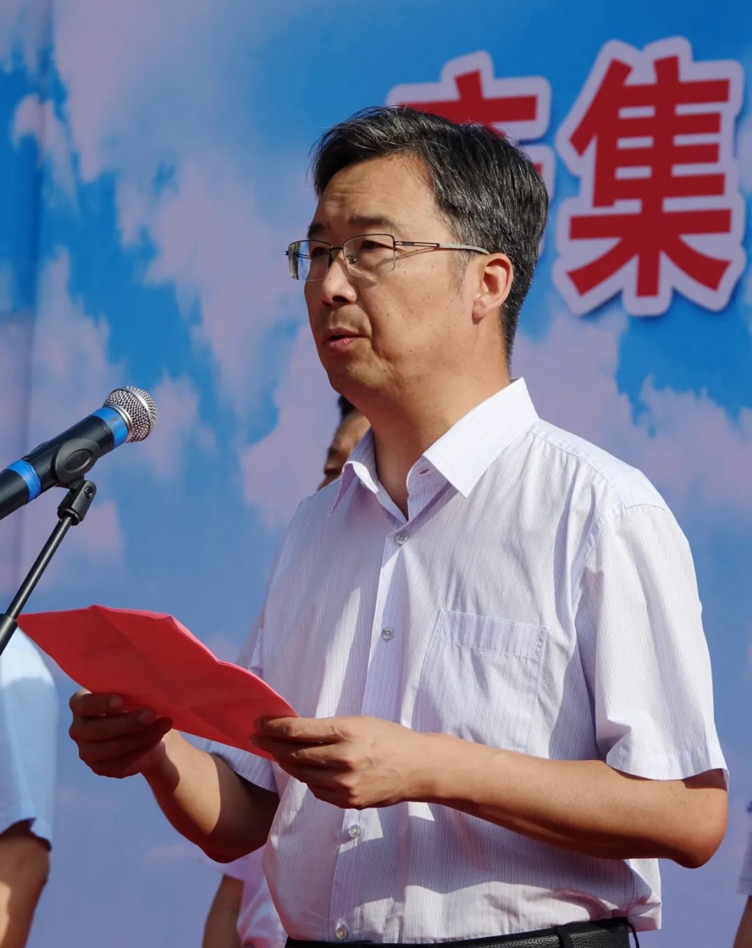 刚刚万余人参与我市启动