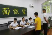 青海初高中学生注意了!这宜宾卫生学校所学校铁路直招,定岗定向委培!