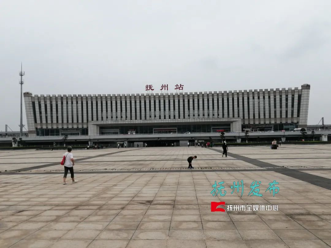 10月11日起，抚州火车站新增一趟进京动车凤凰网江西_凤凰网