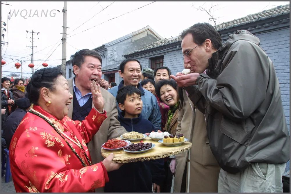 2006年,好客热情的北京人.