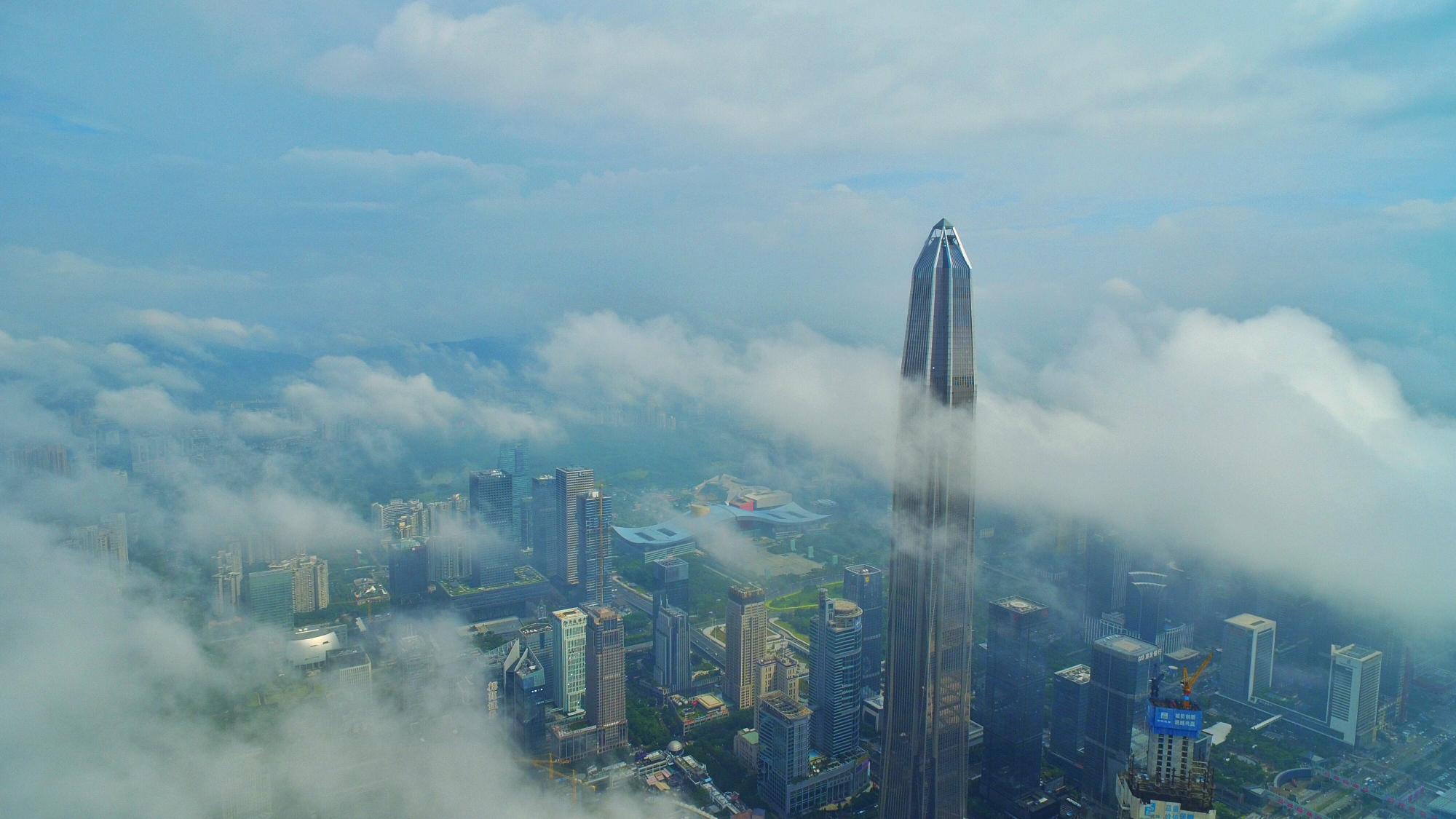 综合开发研究院谈到高质量发展,深圳明确提出由深圳速度向深圳质量