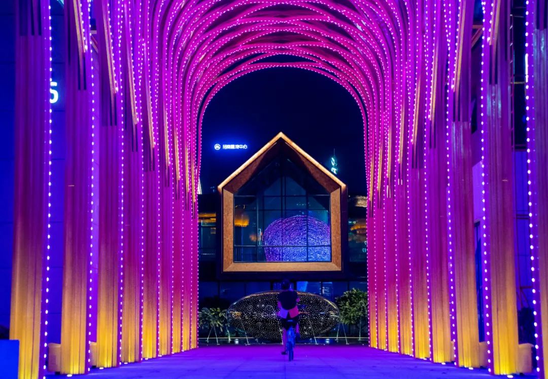 超唯美灯光秀佛山新增一个夜间网红打卡点
