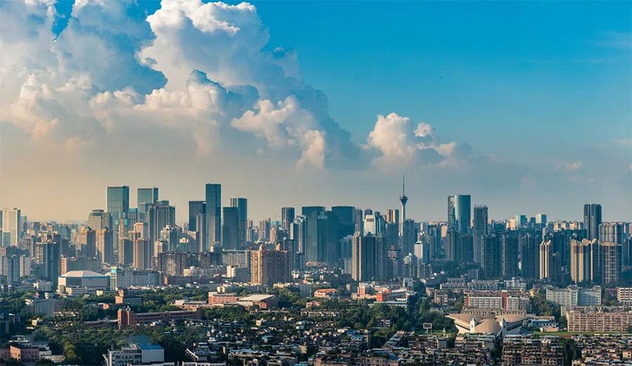 沿江城市gdp_四川这座不沿江 不沿海的城市, GDP全国第七,未来可期(2)