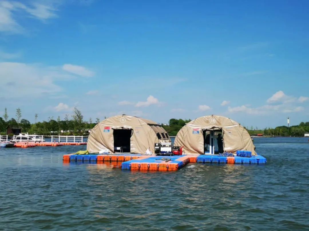 这样的水上移动医院你见过吗监护室和负压病房一个都不少