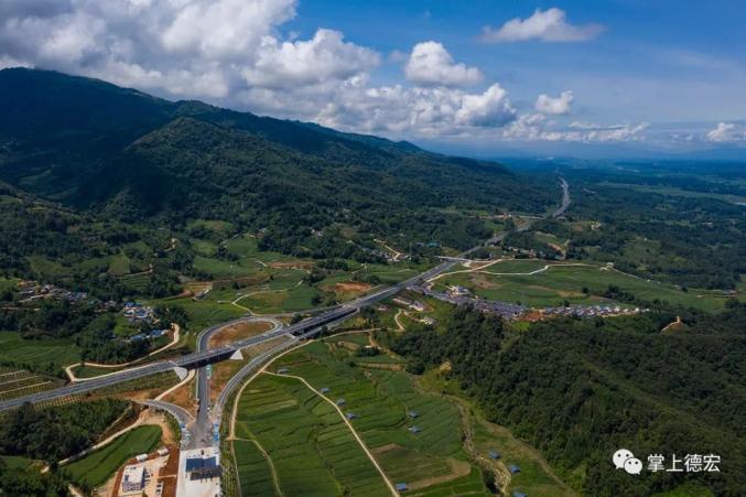 腾冲市各个乡镇GDP_中国 腾冲高黎贡山100英里超级越野赛报名 正式启动(2)