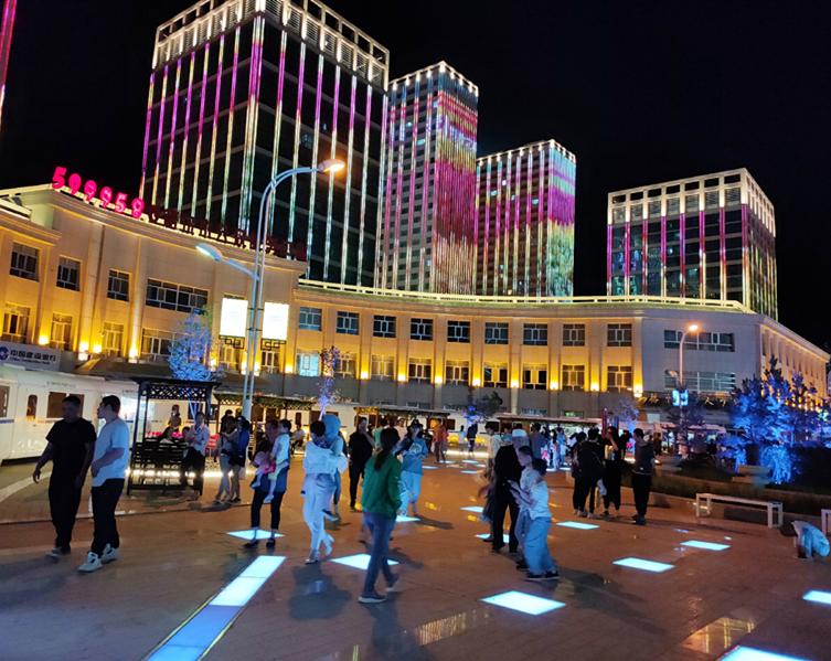 活力随着格尔木市夜市的开放最有代表性的标签是一个城市夜市投稿邮箱