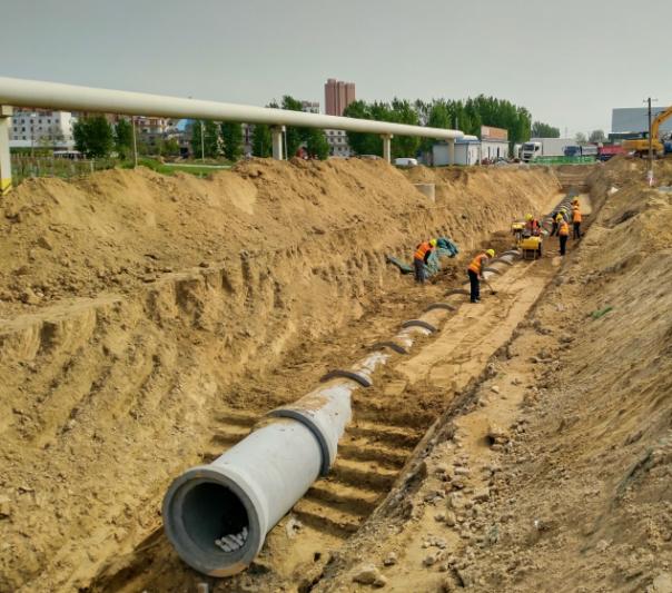 开封项目如期推进管道工程施工