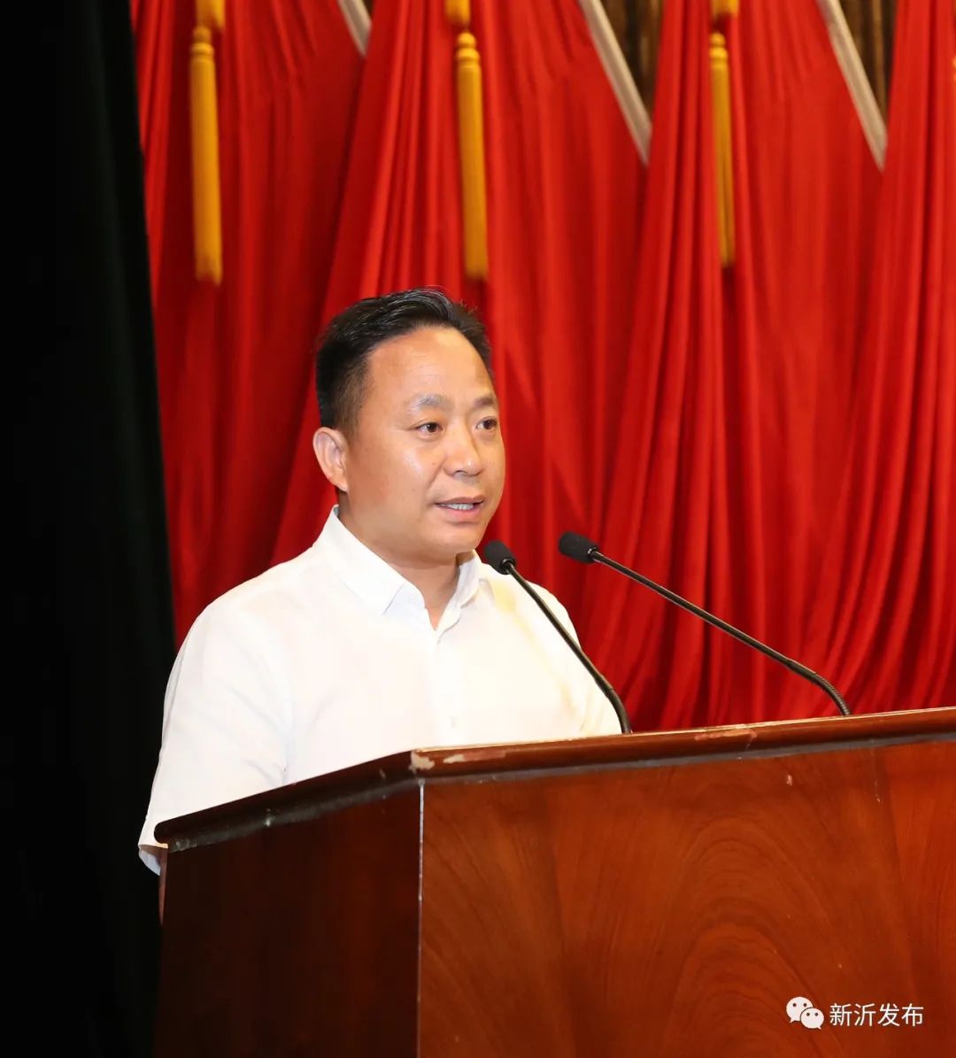 首次新沂市委书记高山在中共徐州市委全会上作交流发言