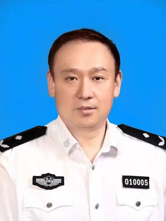 人聚焦单位:市城管执法委,市公安交管局存在的不精细问题道路交通管理