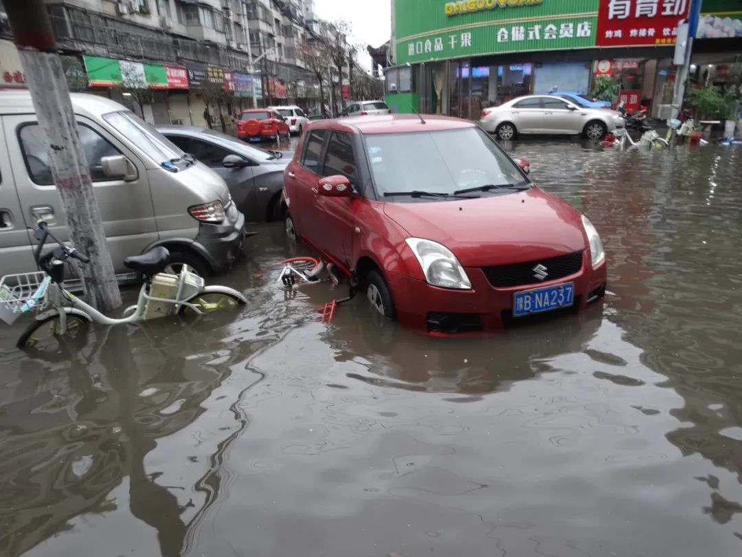 暴雨戳心,不怕!有更暖心的……开封人都来看看