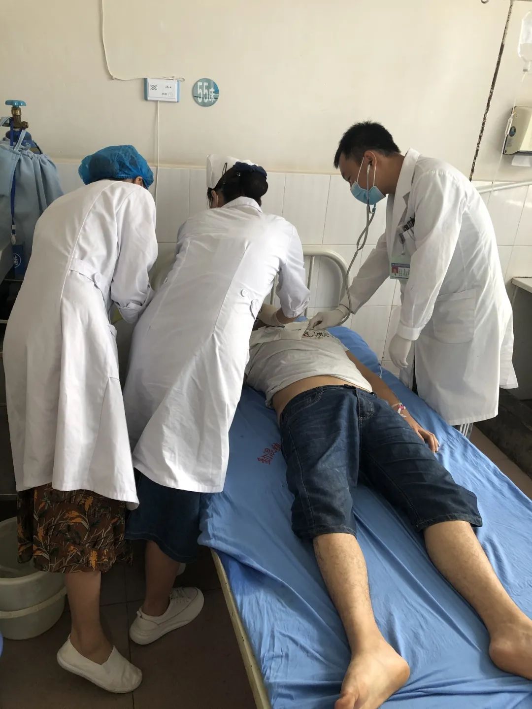 健康扶贫援滇医生成功组织抢救一名农药中毒患者