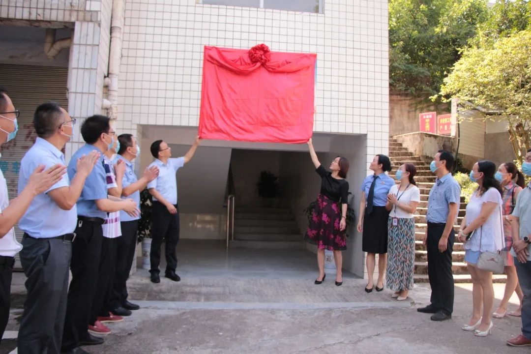 8月5日上午,达州市首个未成年人一站式办案救助中心在开江县人民医院